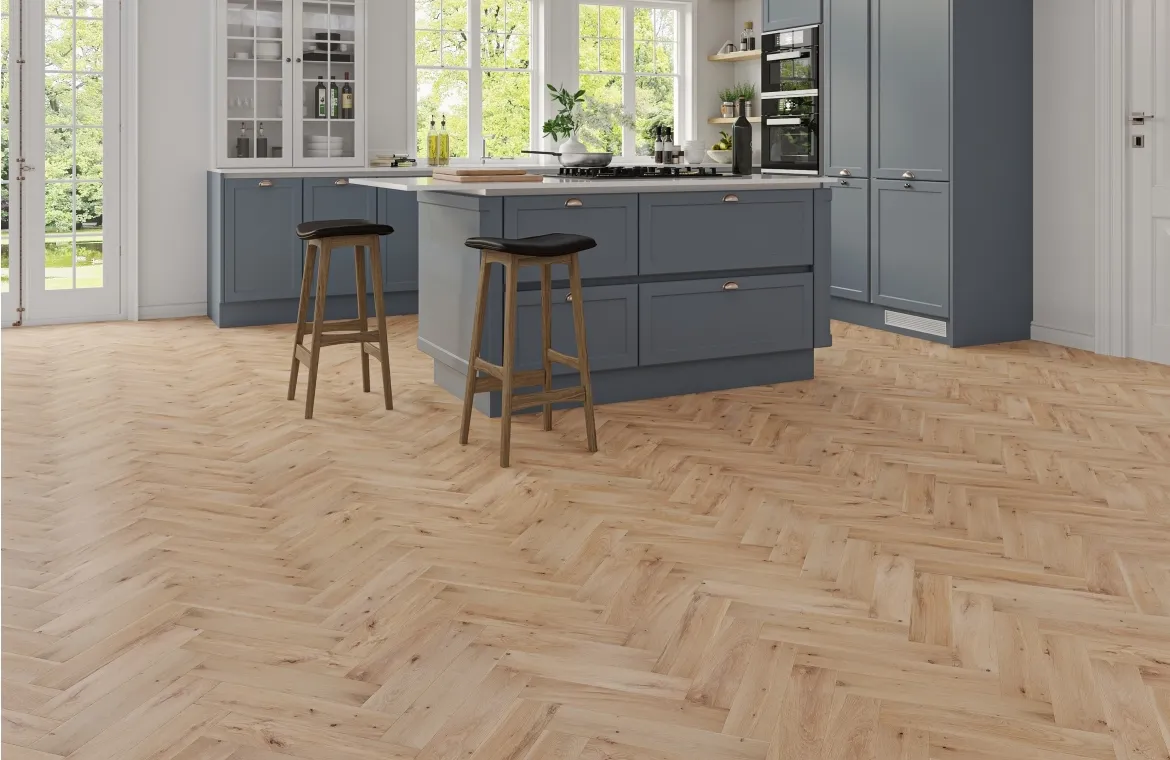 Thorpe Pasture Grand Solid Oak Herringbone Flooring